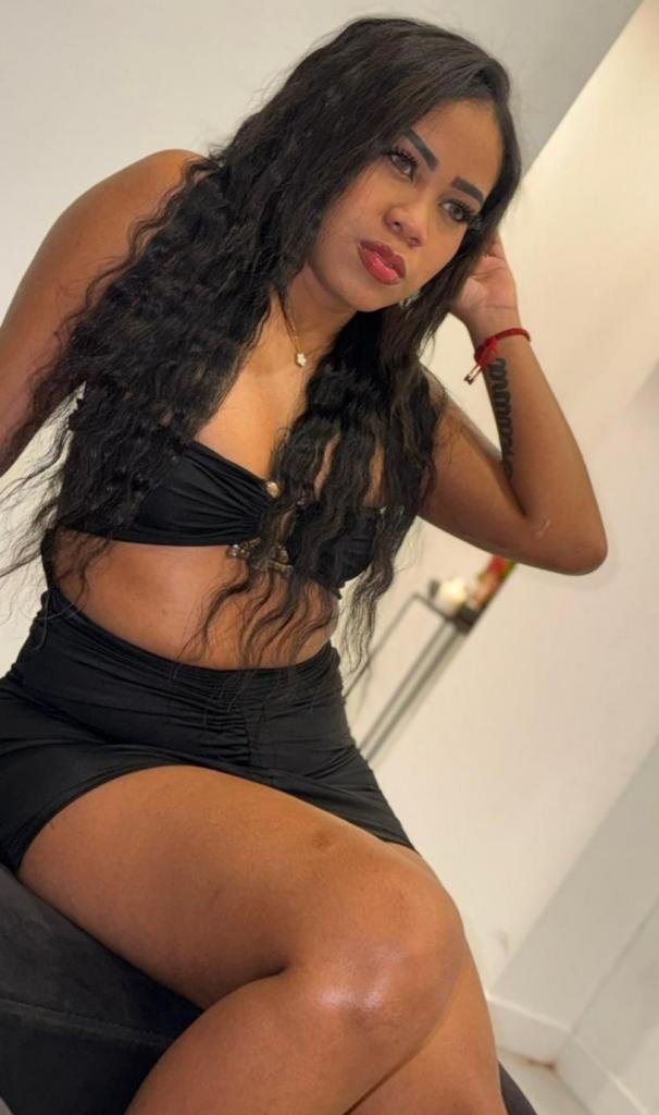 677277599: Chica busca chico en Vizcaya