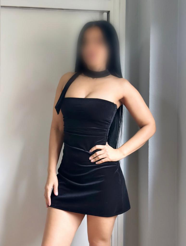 915799718: Chica busca chico en Madrid