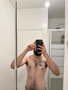 624675252: Chica busca chico en Madrid