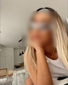 631049757: Chica busca chico en Madrid