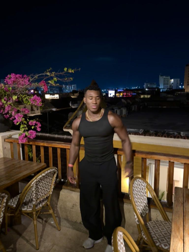 632128191: Chico busca chica en Guipúzcoa