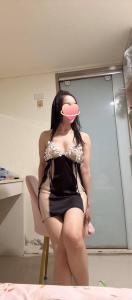 656290056: Chica busca chico en Barcelona