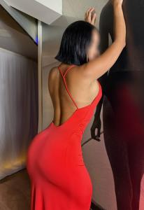 640262571: Chica busca chico en Barcelona