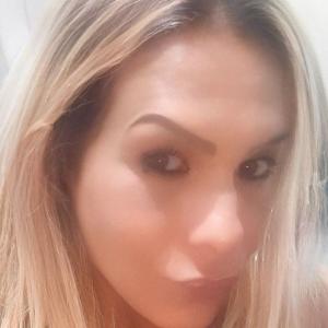 690665885: Travesti en Barcelona