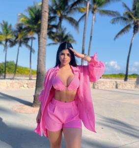 674506689: Chica busca chico en Lérida