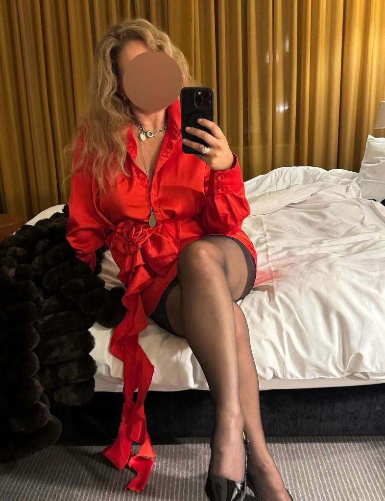 605356193: Chica busca chico en Alicante