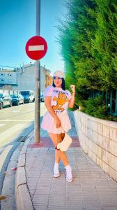 617129092: Chica busca chico en Barcelona