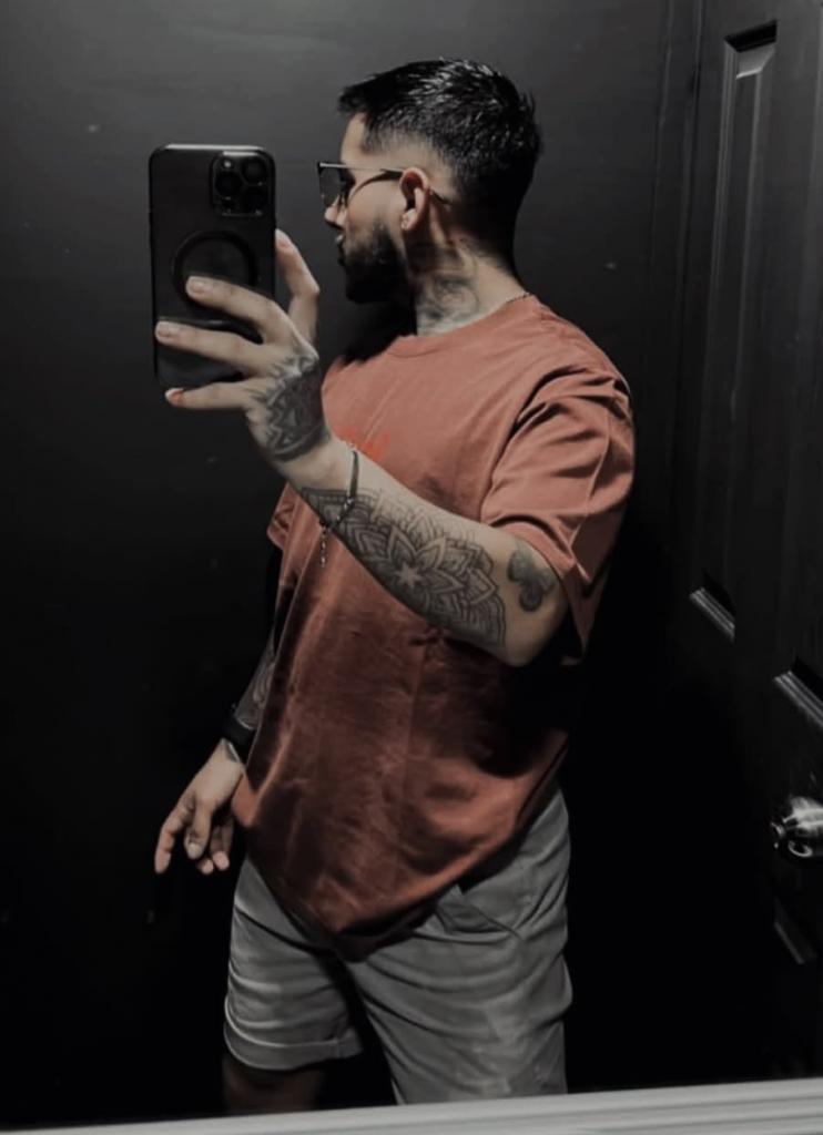 641377338: Chico busca chica en Valencia