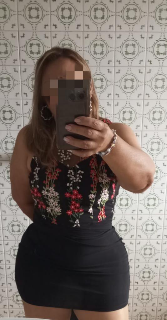 642279211: Chica busca chico en Lugo