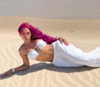 643817499: Transexual en Barcelona