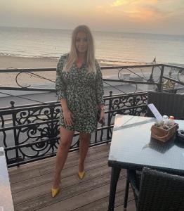 643873037: Chica busca chico en Málaga