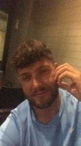 604196671: Chico busca chica en Cádiz