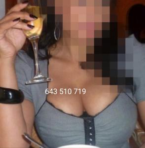 643510719: Chica busca chico en Lugo