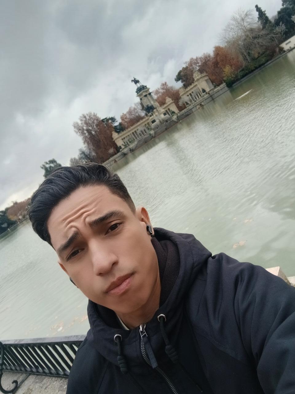 Chico busca chica en Madrid: 