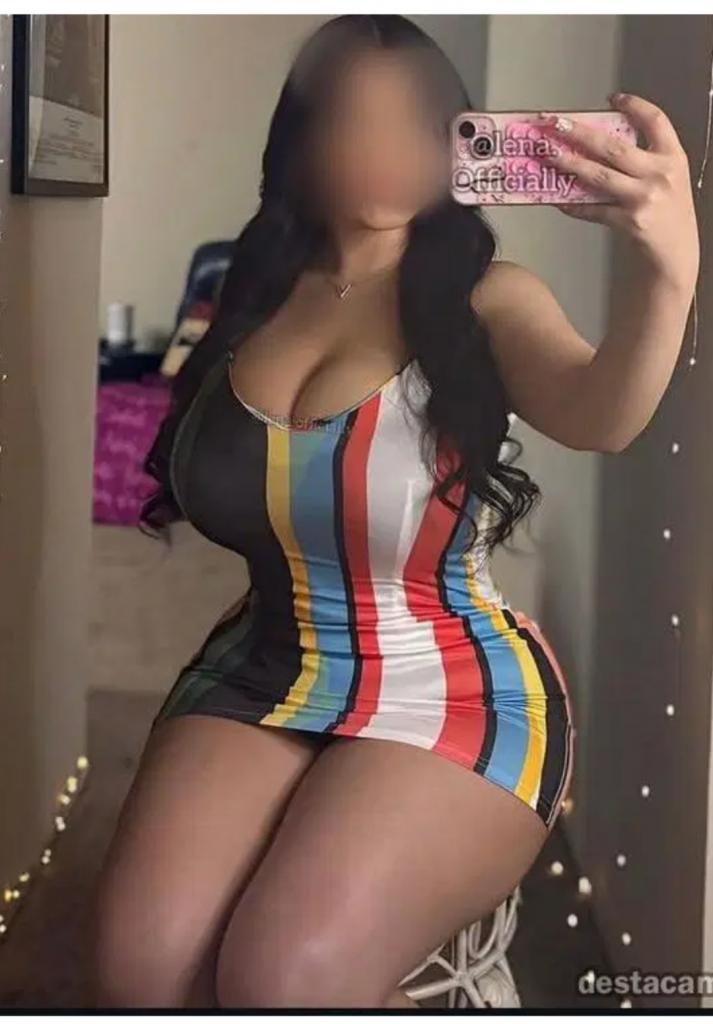 635821011: Chica busca chico en Navarra