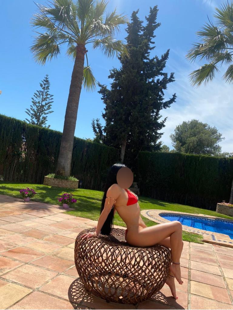 680726959: Chica busca chico en Madrid