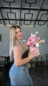 633682577: Chica busca chico en Alicante