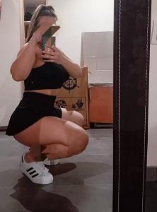 617710868: Chica busca chico en Barcelona