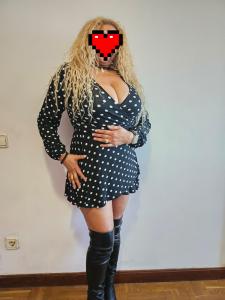 698543851: Chica busca chico en Navarra
