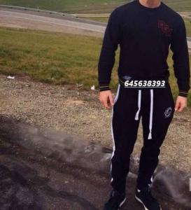 645638393: Chico busca chica en Sevilla