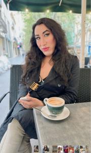 613826531: Transexual en Barcelona