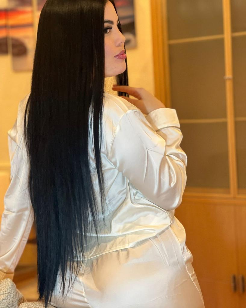 687743618: Chica busca chico en Pontevedra