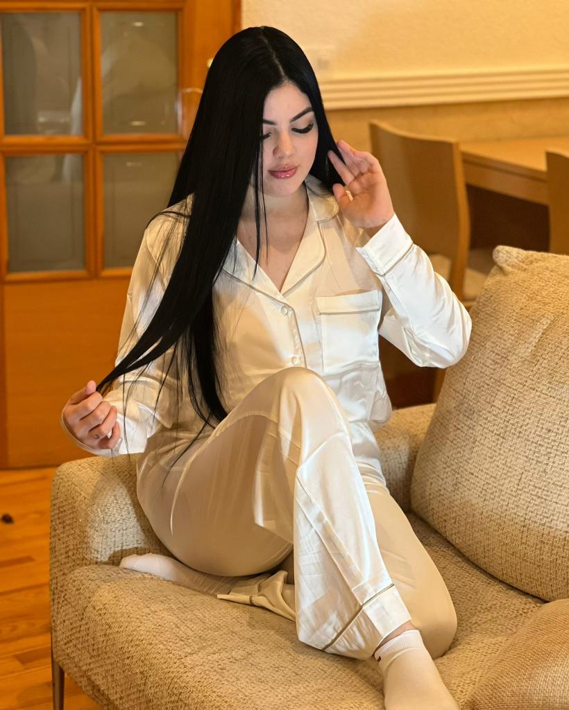 687743618: Chica busca chico en Pontevedra