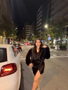 674988319: Chica busca chico en Alicante