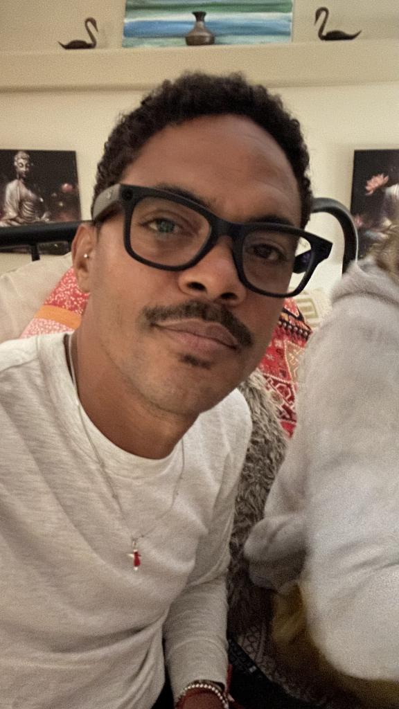 667499026: Chico busca chica en Cádiz