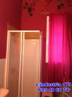 695486874: Chica busca chico en Barcelona