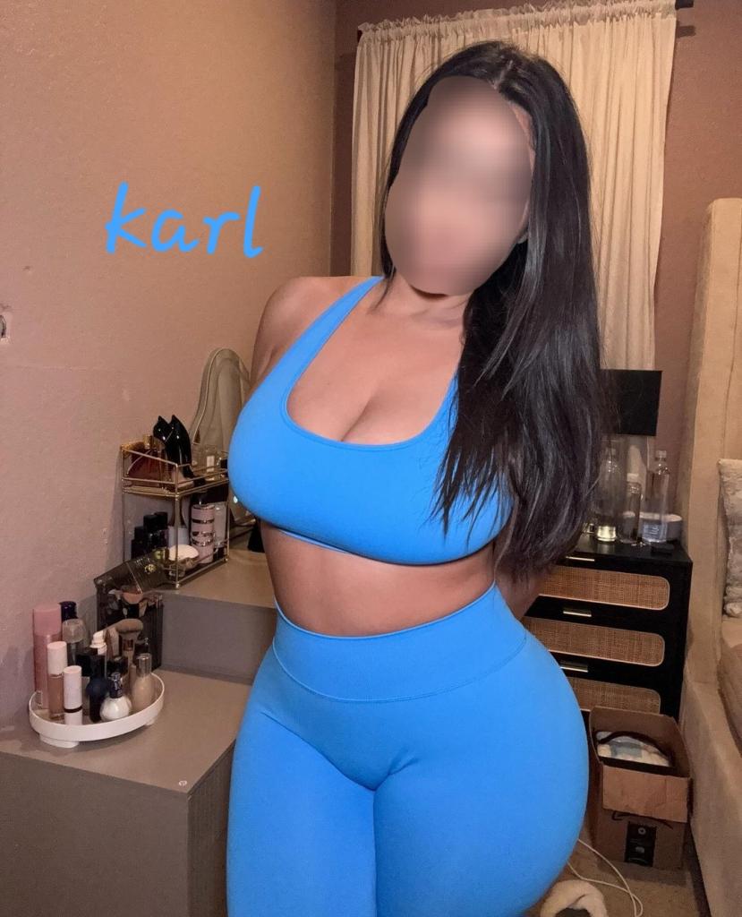 665732088: Chica busca chico en Barcelona