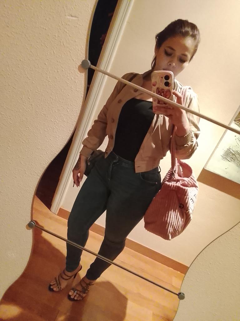 602053089: Chica busca chico en Murcia