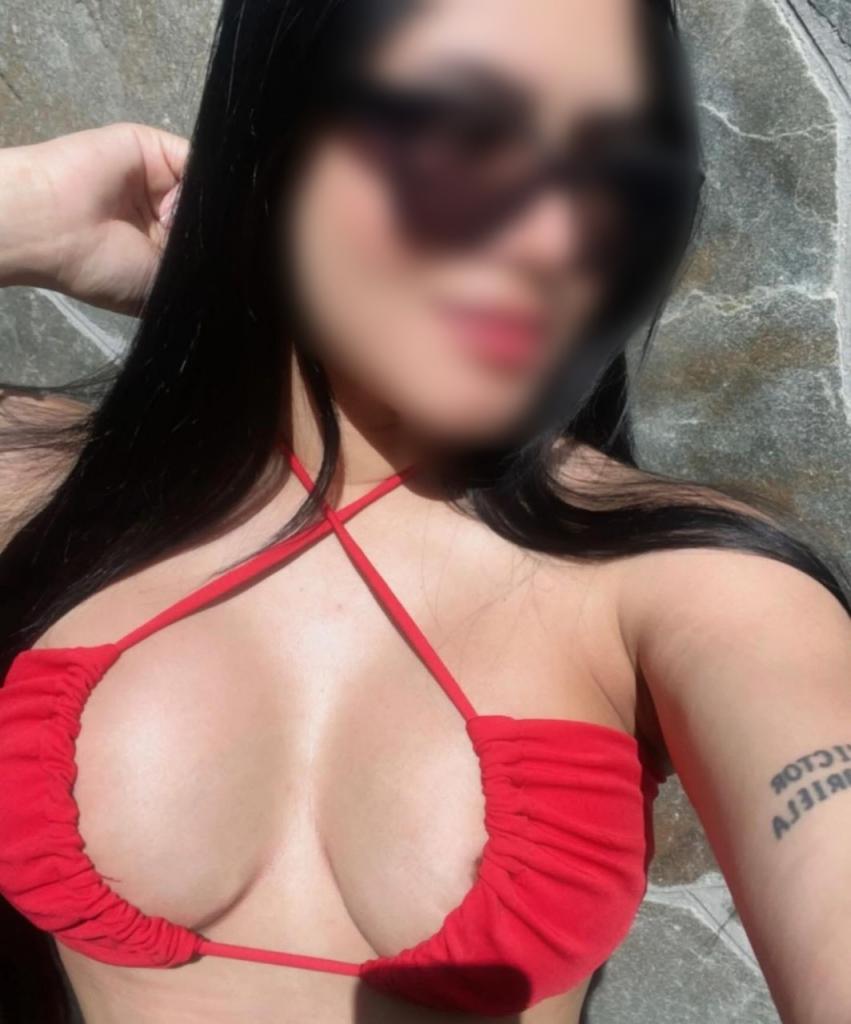 Chica busca chico en Granada: 