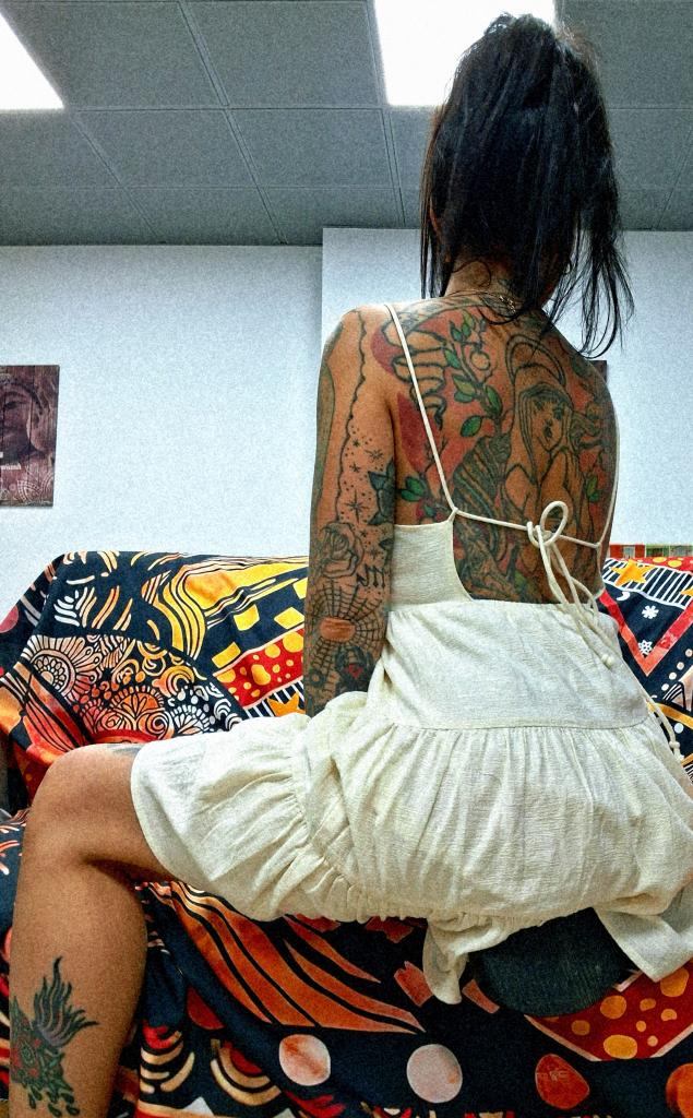 Chica busca chico en Almería: 