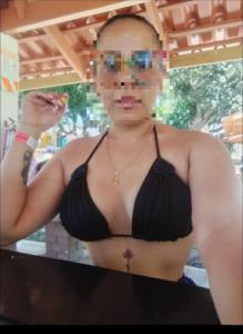 613644945: Chica busca chico en La Coruña