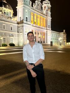 602600630: Chico busca chica en Madrid