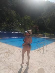 633469557: Chica busca chico en Granada