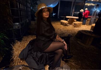 672998984: Chica busca chico en Pontevedra