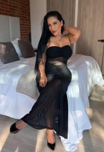 604443386: Chica busca chico en Málaga