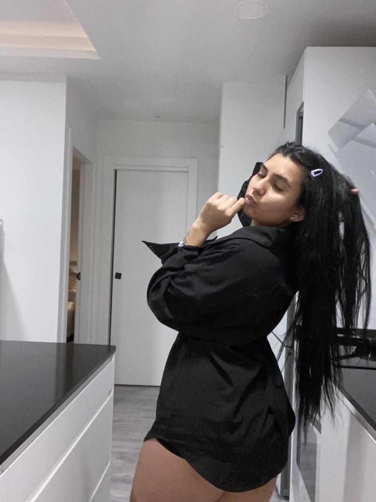 653581156: Chica busca chico en Ávila