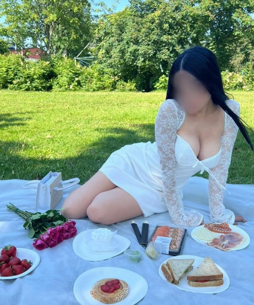 Chica busca chico en La Coruña: 