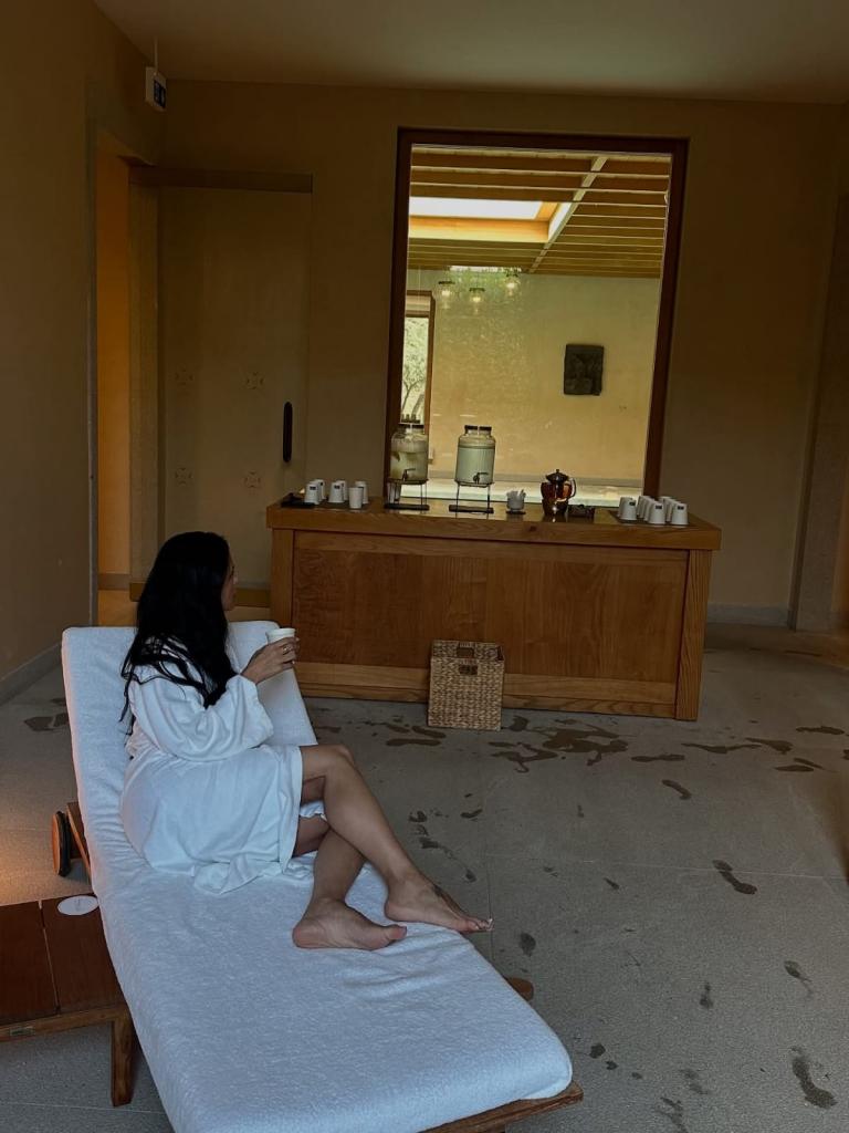 662682477: Chica busca chico en Sevilla