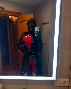 632018148: Travesti en Granada