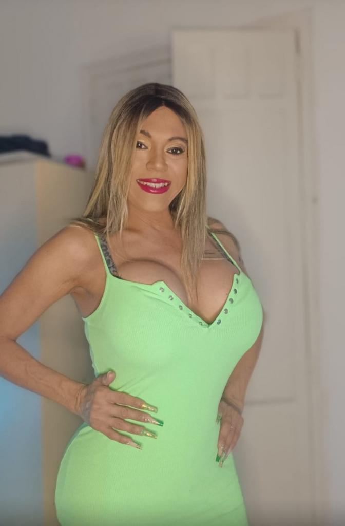 623732857: Transexual en Tarragona