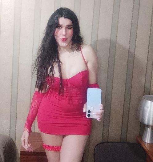 697455526: Transexual en La Coruña