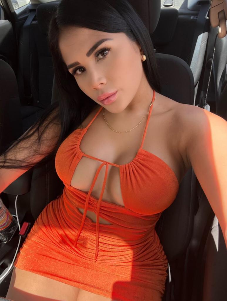 Chica busca chico en Orense: 