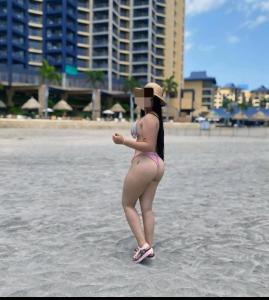 617493231: Chica busca chico en Las Palmas