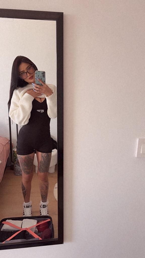 623766561: Chica busca chico en Mallorca