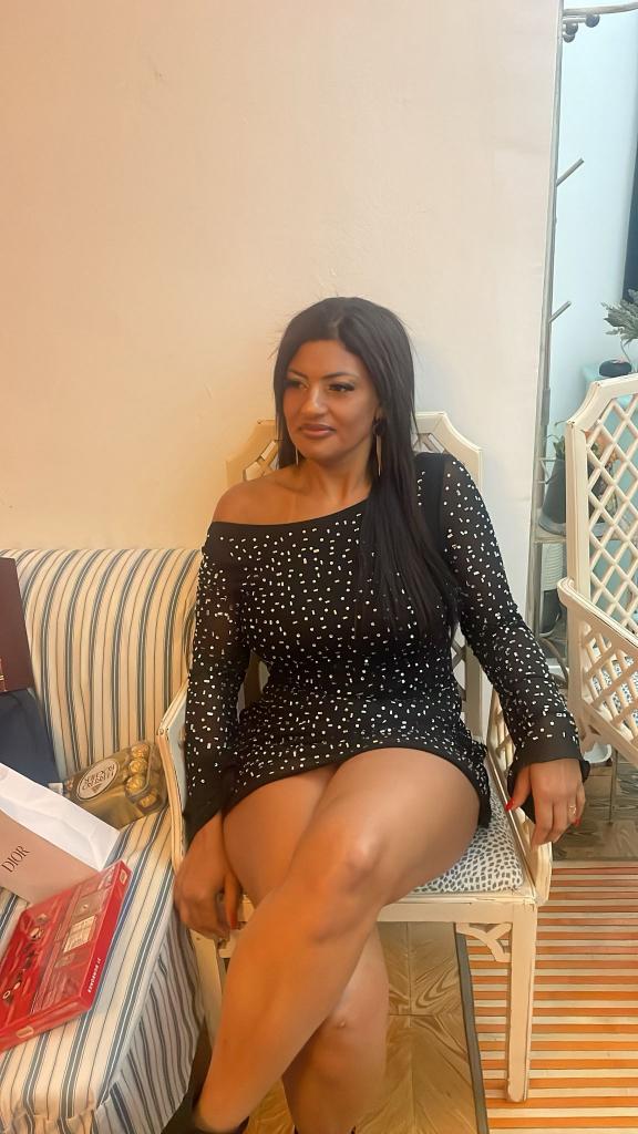 612275761: Chica busca chico en Navarra