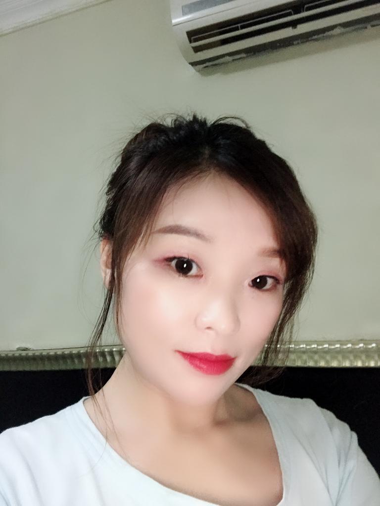 661124650: Chica busca chico en Barcelona